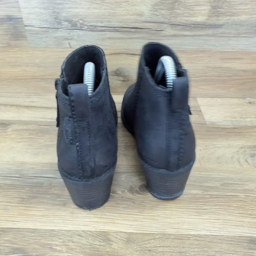 Teva Size 7.5 Anaya Black Waterproof Leather Ankle Boots Women's Zip Booties